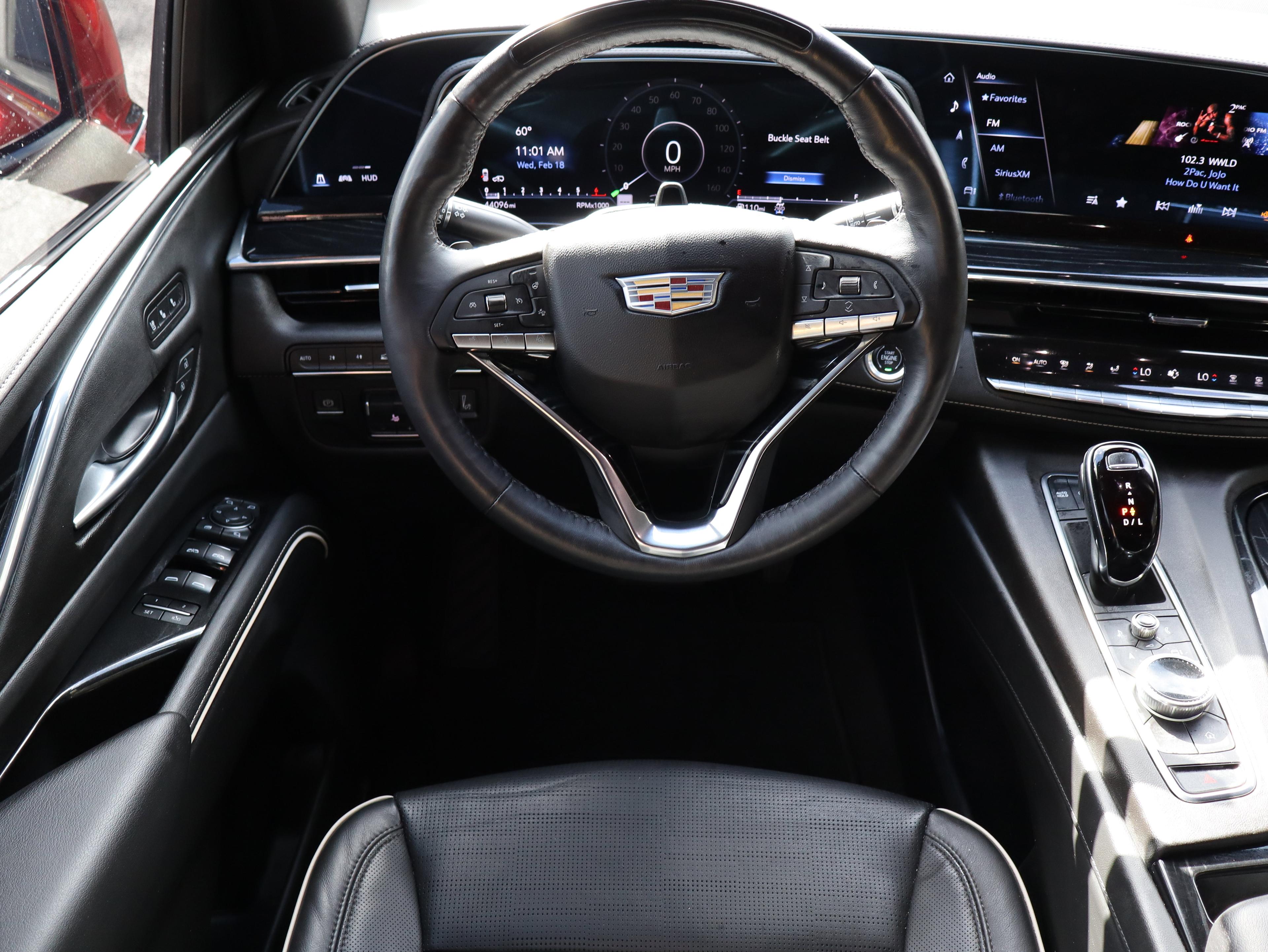 Cadillac Escalade Sport Four Wheel Drive Suv - Thumbnail 17