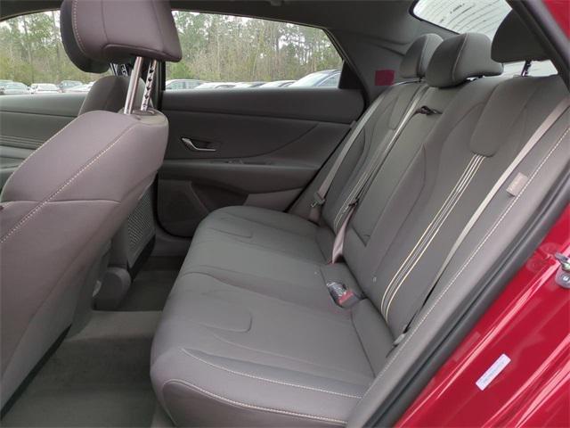 Hyundai Elantra Sel Sport Premium Fwd 4D Sedan - Thumbnail 14