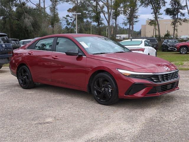 Hyundai Elantra Sel Sport Premium Fwd 4D Sedan - Thumbnail 4