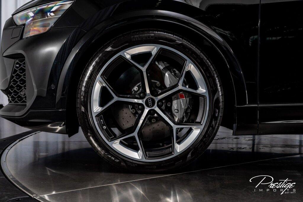 Audi RS Q8 - Thumbnail 11