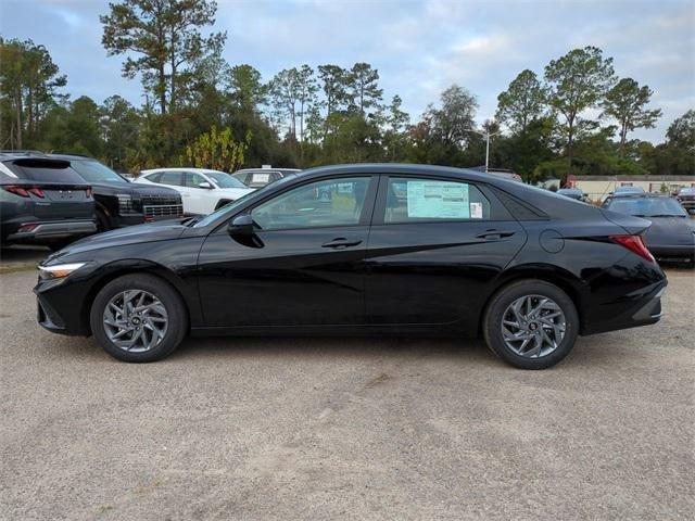 Hyundai Elantra Hybrid Blue Fwd 4D Sedan - Thumbnail 9