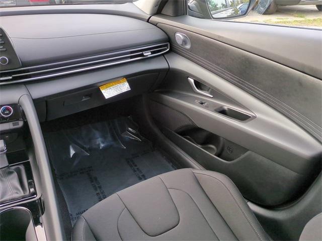 Hyundai Elantra Hybrid Blue Fwd 4D Sedan - Thumbnail 17