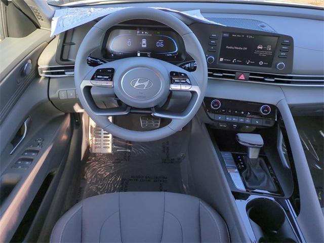 Hyundai Elantra Sel Sport Premium Fwd 4D Sedan - Thumbnail 15