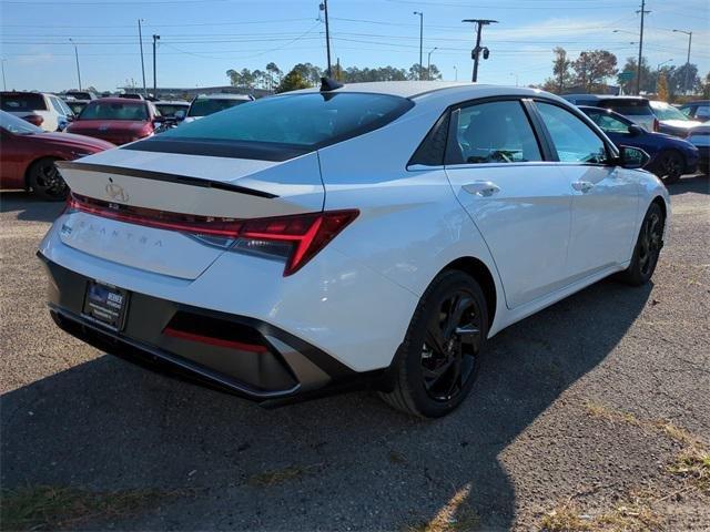 Hyundai Elantra Sel Sport Premium Fwd 4D Sedan - Thumbnail 6