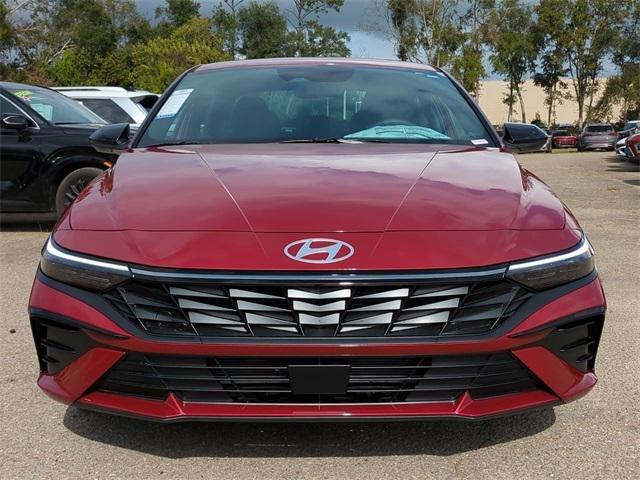 Hyundai Elantra Sel Sport Premium Fwd 4D Sedan - Thumbnail 10