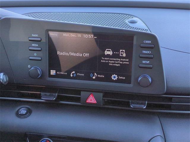 Hyundai Elantra Sel Sport Premium Fwd 4D Sedan - Thumbnail 18