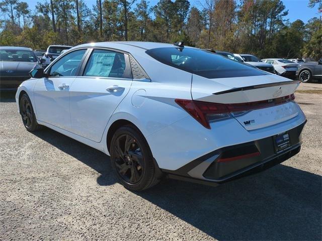 Hyundai Elantra Sel Sport Premium Fwd 4D Sedan - Thumbnail 8