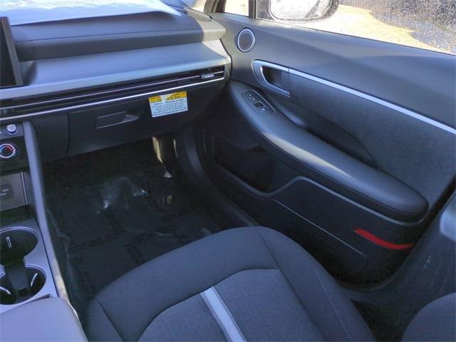 Hyundai Sonata Se Fwd 4D Sedan - Thumbnail 17