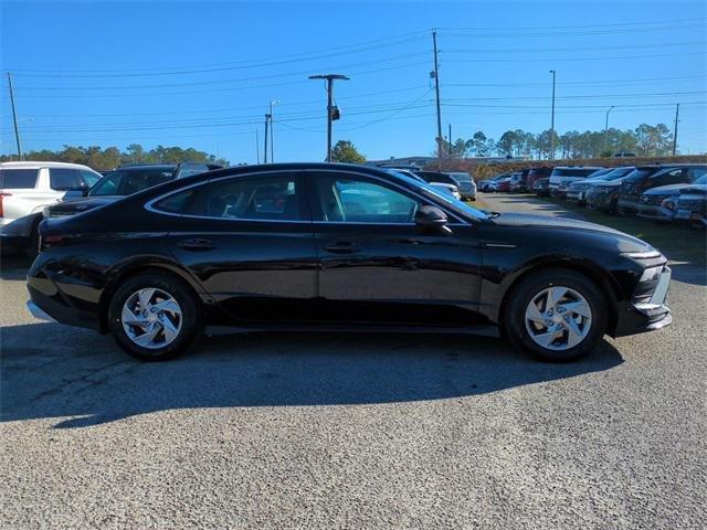 Hyundai Sonata Se Fwd 4D Sedan - Thumbnail 5