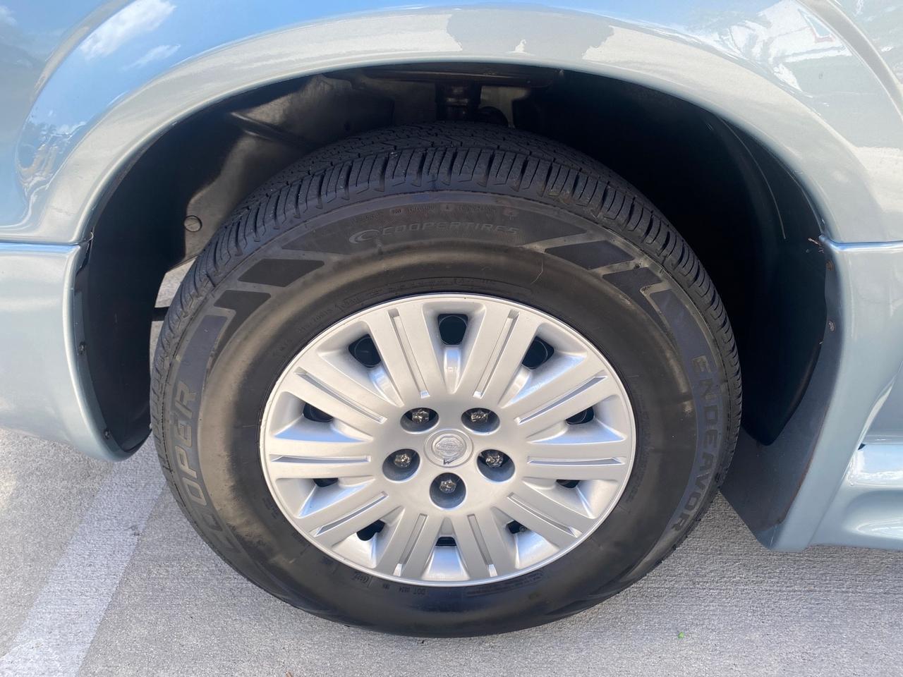 Chrysler T&C BRAUN ENTERVAN - Thumbnail 20