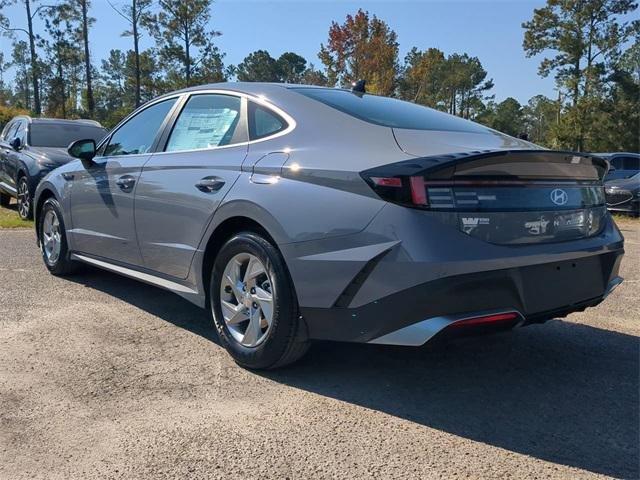 Hyundai Sonata Se Fwd 4D Sedan - Thumbnail 8