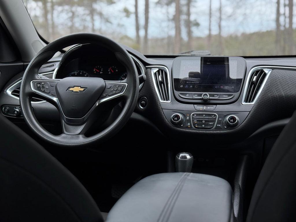 Chevrolet Malibu - Thumbnail 12