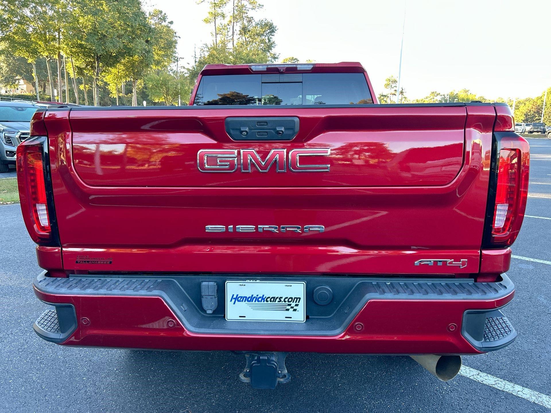 GMC Sierra 2500 Hd At4 Four Wheel Drive Crew Cab - Thumbnail 8