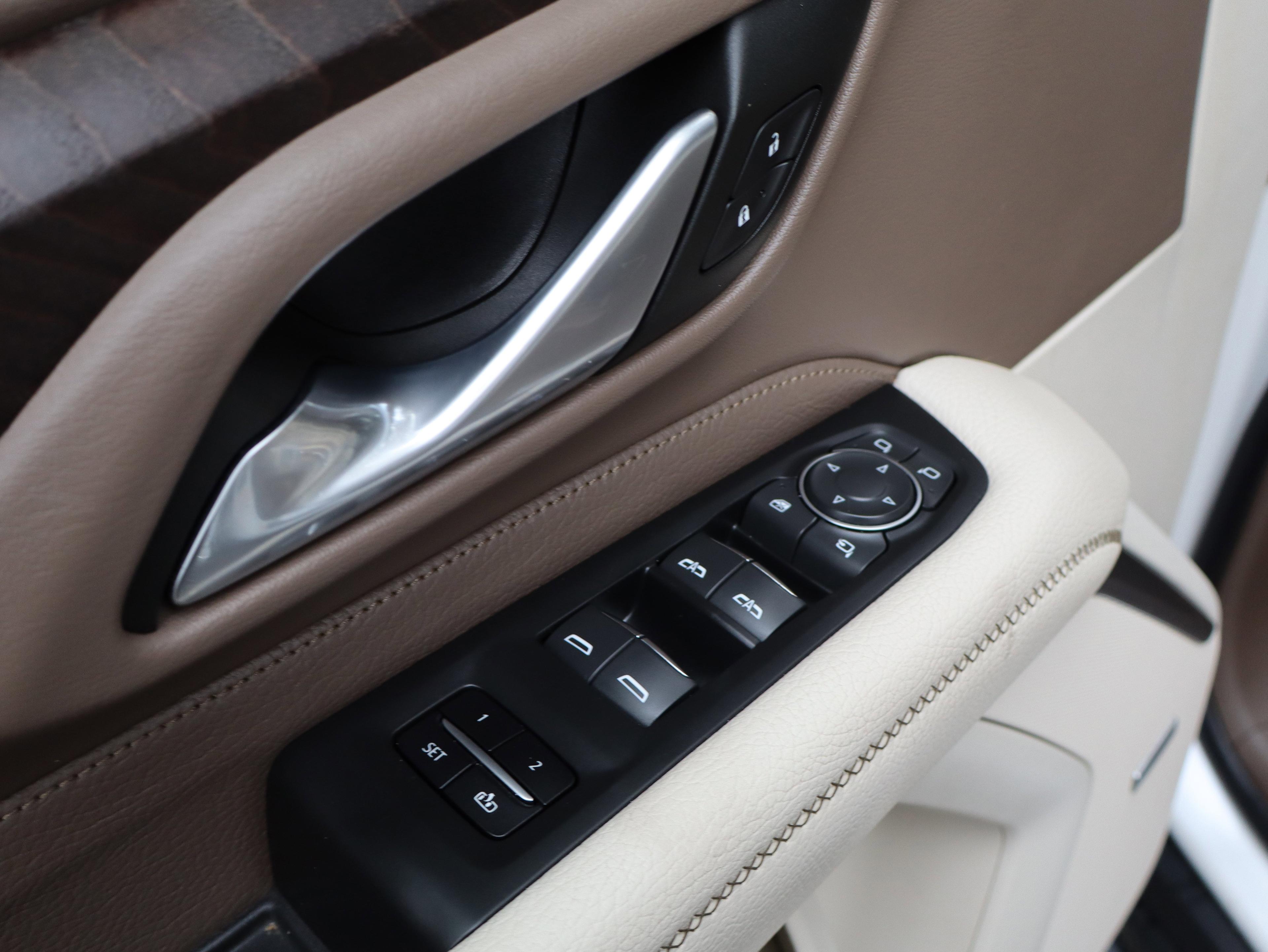 GMC Yukon Xl Denali Four Wheel Drive Suv - Thumbnail 14