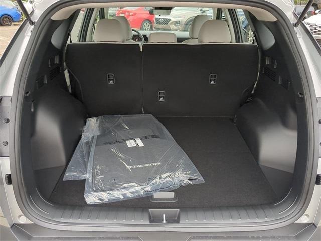 Hyundai Tucson Se Fwd Fwd 4D Sport Utility - Thumbnail 14