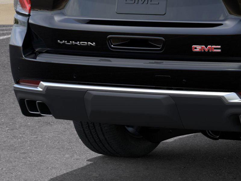 GMC Yukon Xl Denali Four Wheel Drive Suv - Thumbnail 16