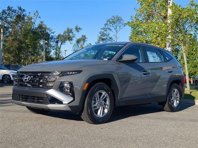 Hyundai Tucson Se Fwd Fwd 4D Sport Utility - Thumbnail 3