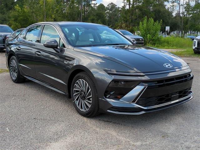 Hyundai Sonata Hybrid Sel Fwd 4D Sedan - Thumbnail 4