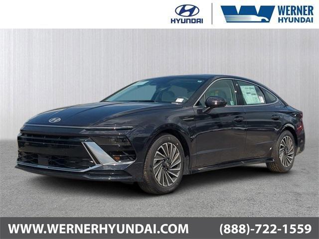Hyundai Sonata Hybrid Sel Fwd 4D Sedan - Thumbnail 2