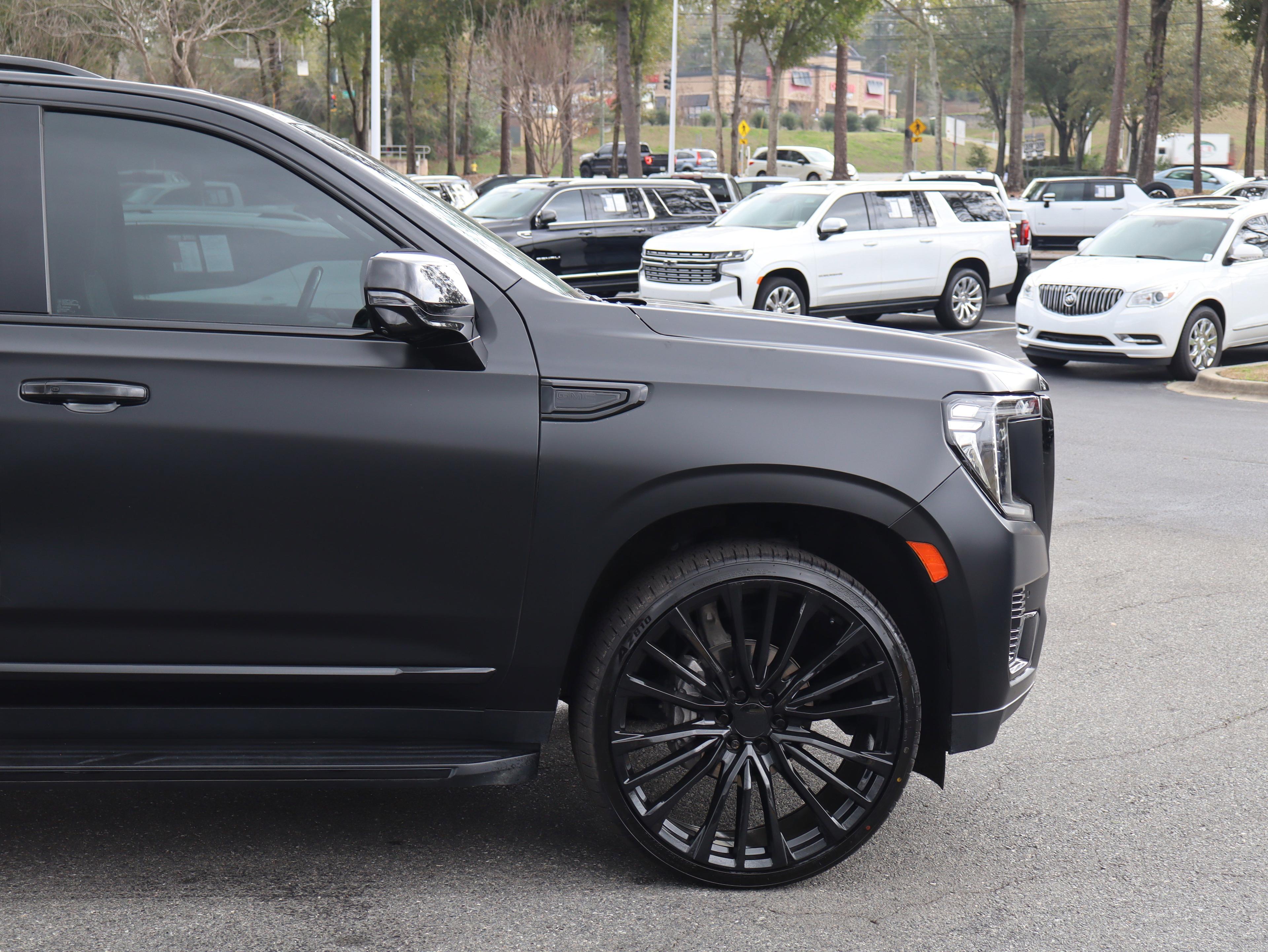 GMC Yukon Slt Four Wheel Drive Suv - Thumbnail 11