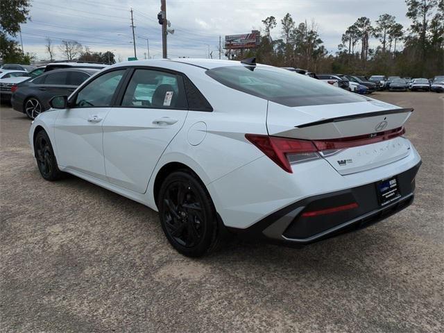 Hyundai Elantra Hybrid Sel Sport Fwd 4D Sedan - Thumbnail 8