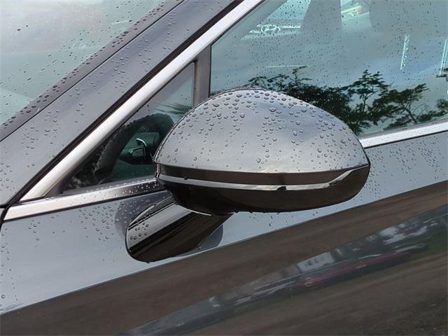 Hyundai Sonata Hybrid Sel Fwd 4D Sedan - Thumbnail 13