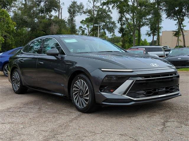 Hyundai Sonata Hybrid Sel Fwd 4D Sedan - Thumbnail 4