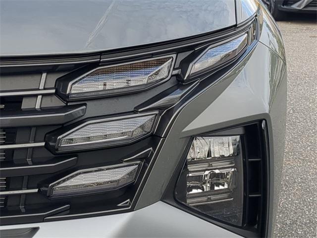 Hyundai Tucson Se Fwd Fwd 4D Sport Utility - Thumbnail 11