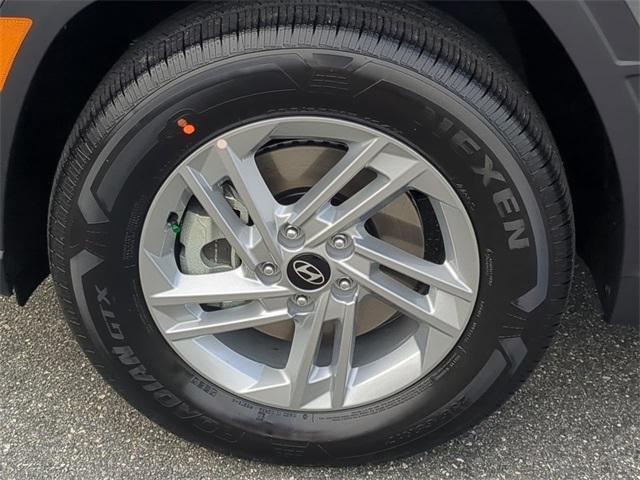 Hyundai Tucson Se Fwd Fwd 4D Sport Utility - Thumbnail 12