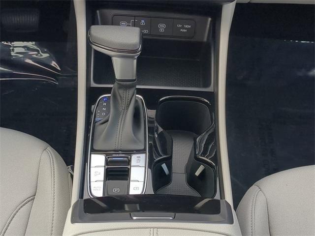 Hyundai Tucson Se Fwd Fwd 4D Sport Utility - Thumbnail 19