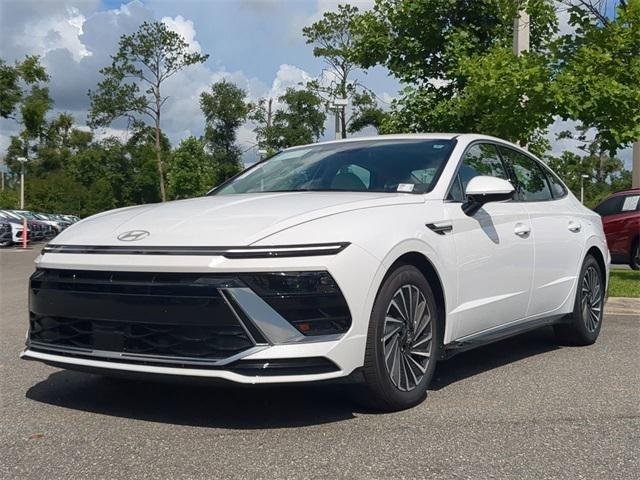 Hyundai Sonata Hybrid Sel Fwd 4D Sedan - Thumbnail 3