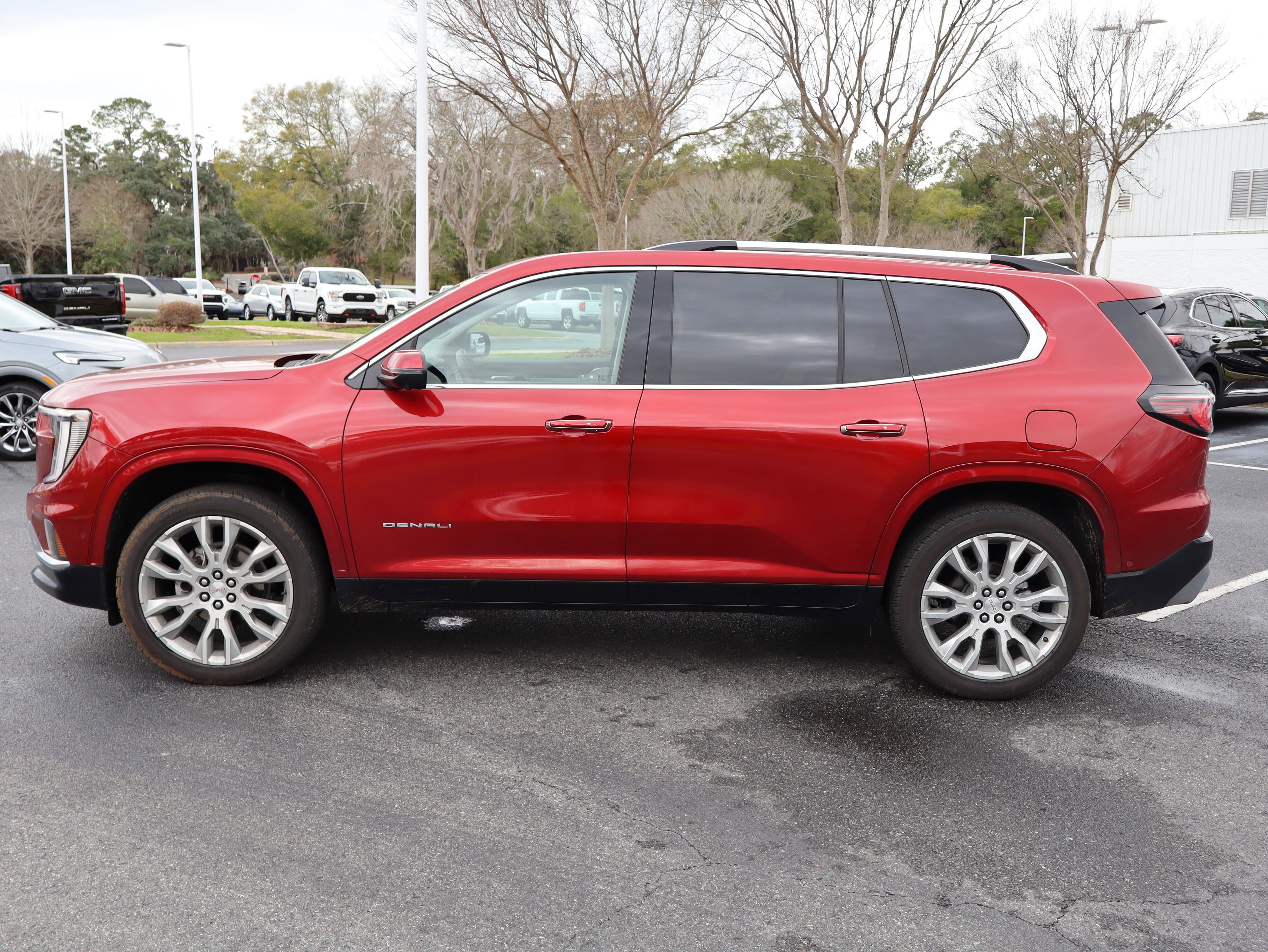 GMC Acadia Denali Front Wheel Drive Suv - Thumbnail 16