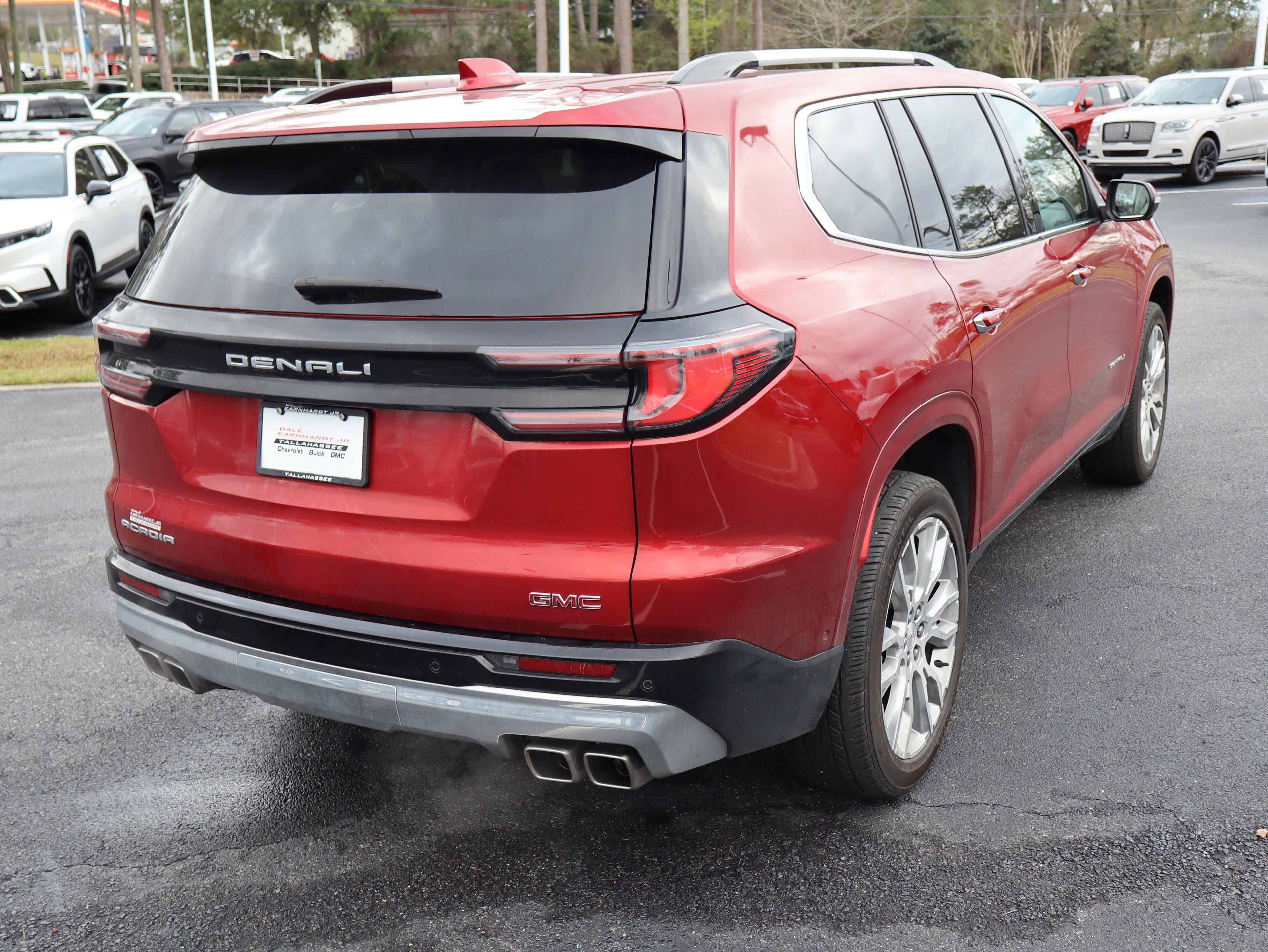 GMC Acadia Denali Front Wheel Drive Suv - Thumbnail 3