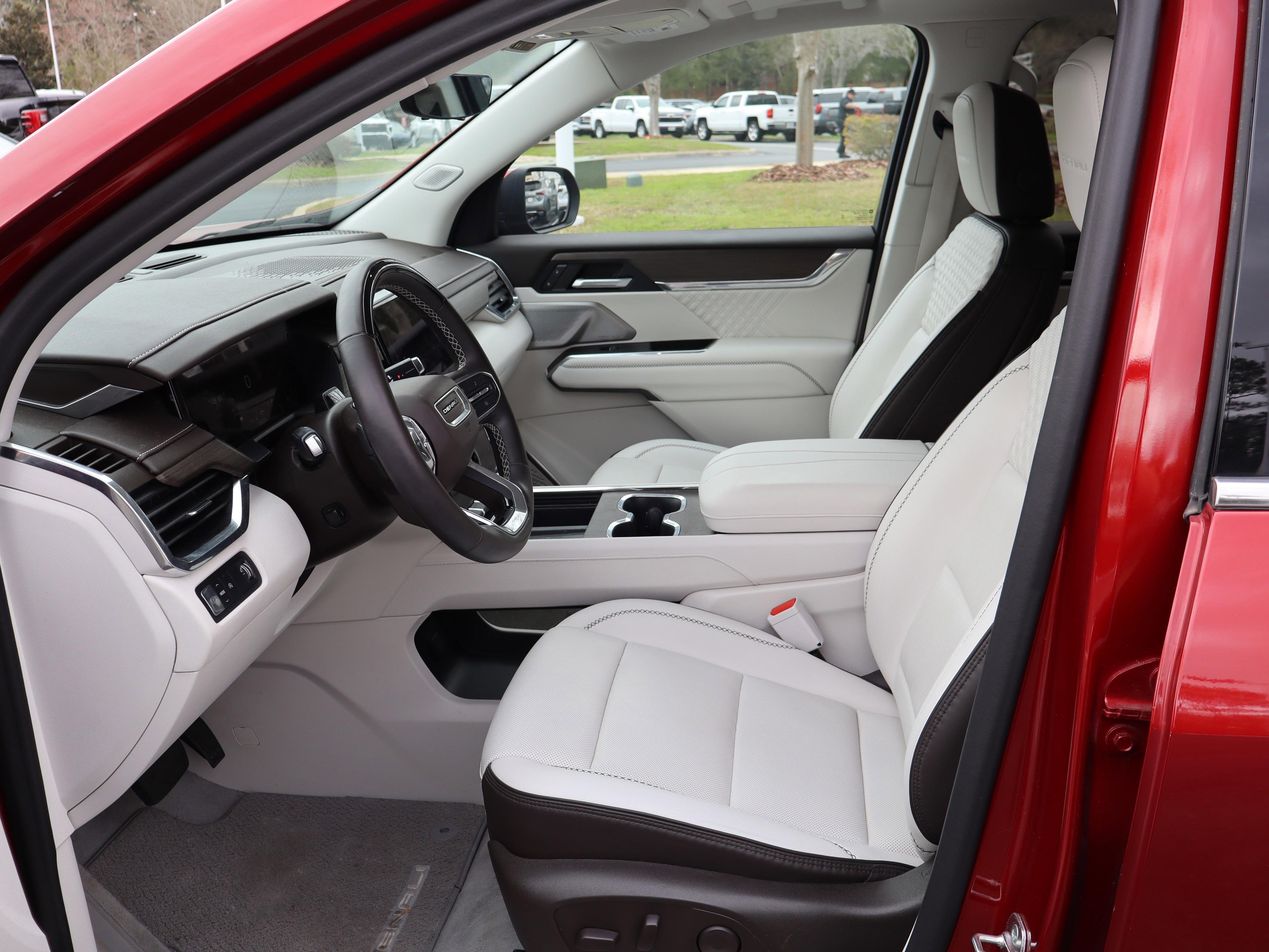 GMC Acadia Denali Front Wheel Drive Suv - Thumbnail 13