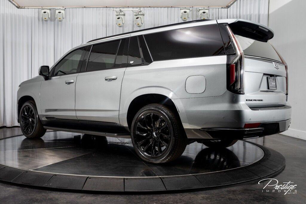 Cadillac Escalade ESV - Thumbnail 13