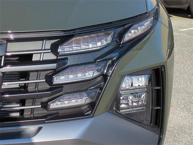 Hyundai Tucson Se Fwd Fwd 4D Sport Utility - Thumbnail 11