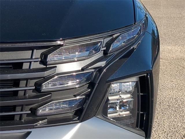 Hyundai Tucson Se Fwd Fwd 4D Sport Utility - Thumbnail 11