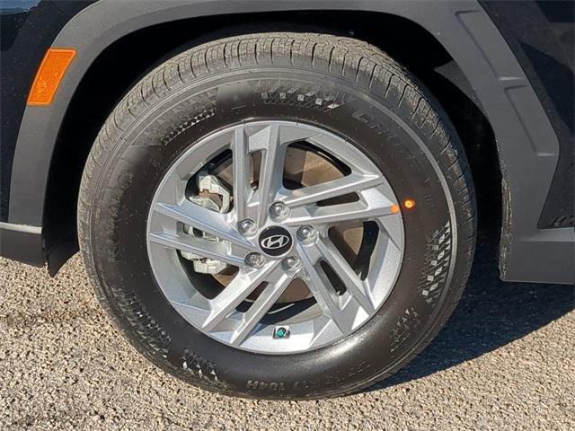 Hyundai Tucson Se Fwd Fwd 4D Sport Utility - Thumbnail 12