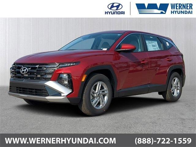 Hyundai Tucson Se Fwd Fwd 4D Sport Utility - Thumbnail 2