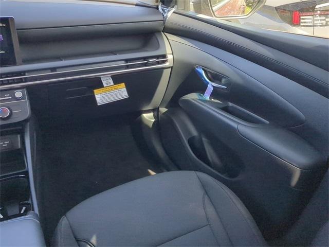 Hyundai Tucson Se Fwd Fwd 4D Sport Utility - Thumbnail 17