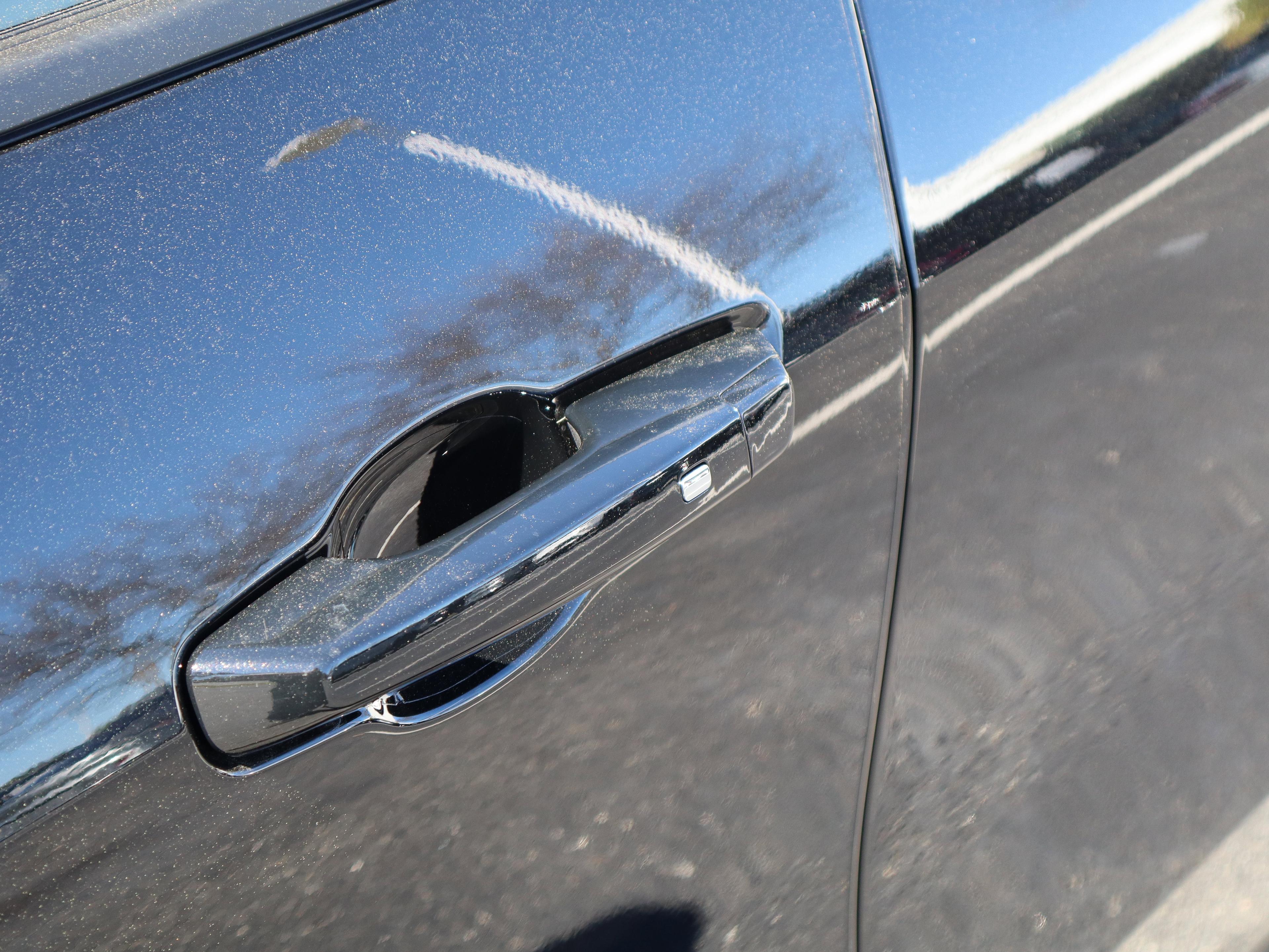 GMC Acadia Elevation Front Wheel Drive Suv - Thumbnail 17