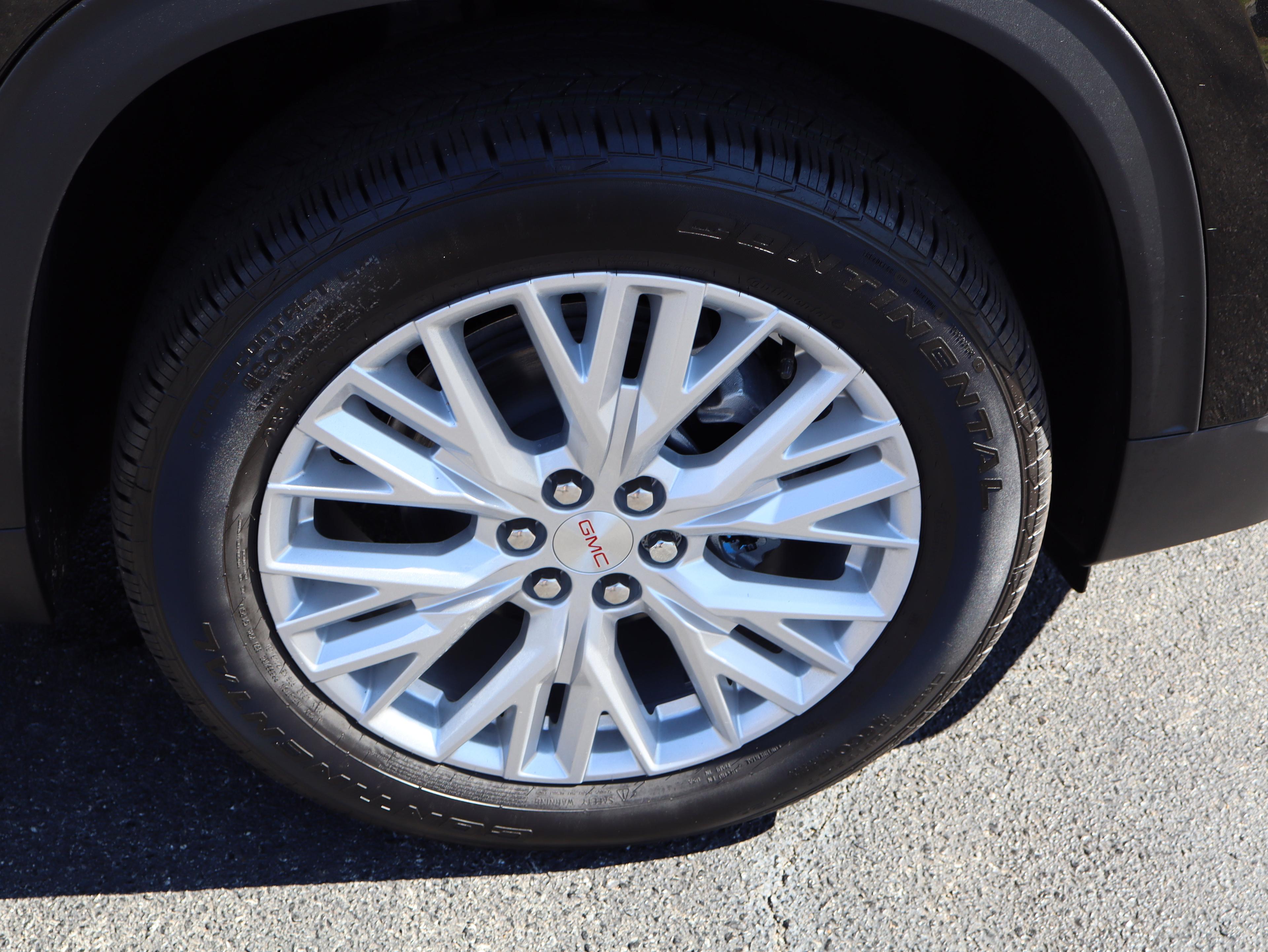 GMC Acadia Elevation Front Wheel Drive Suv - Thumbnail 15