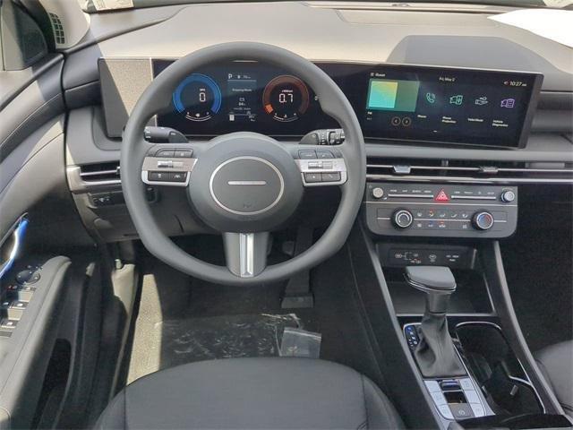 Hyundai Tucson Se Fwd Fwd 4D Sport Utility - Thumbnail 16