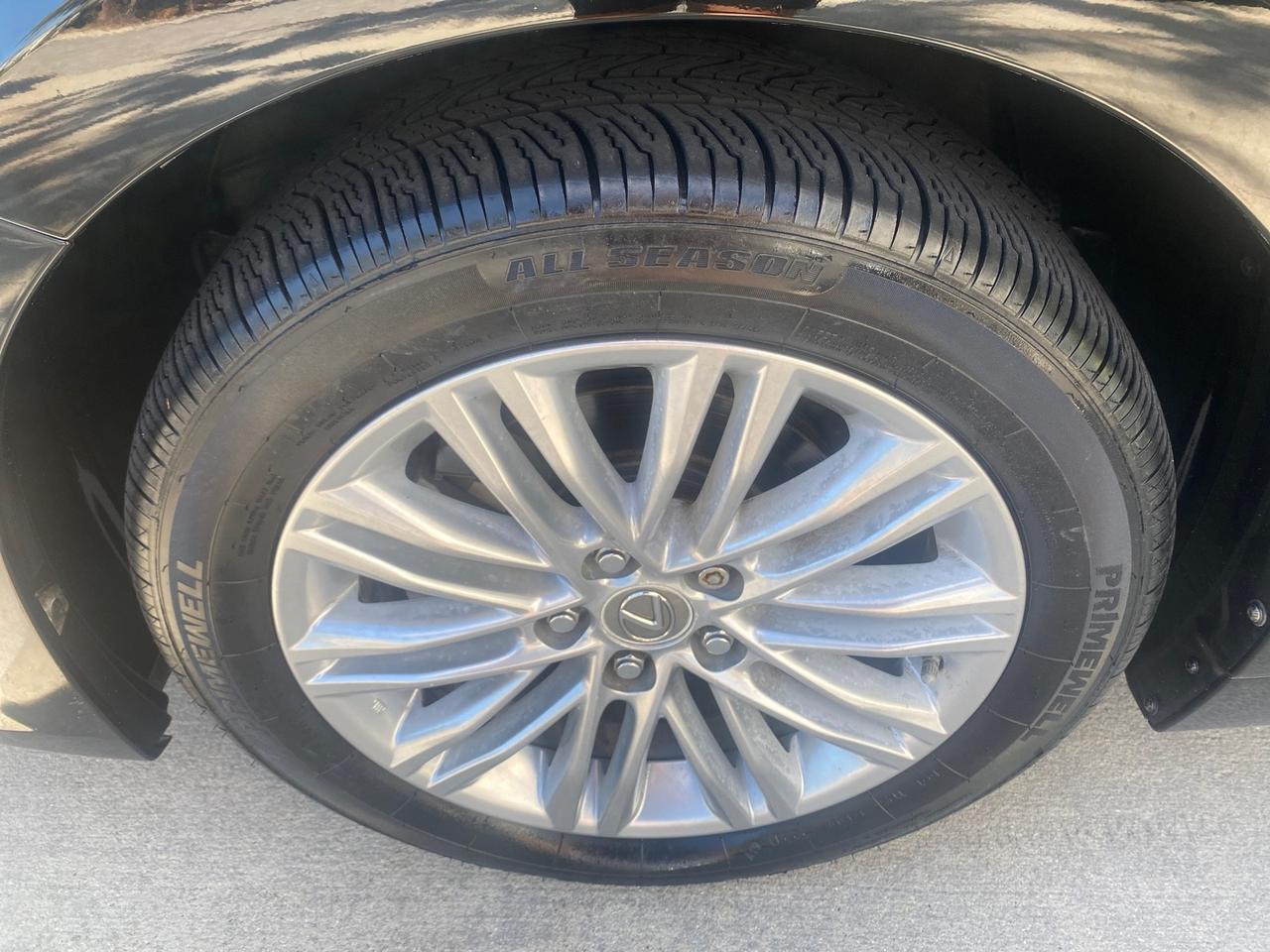 Lexus ES 350 - Thumbnail 20