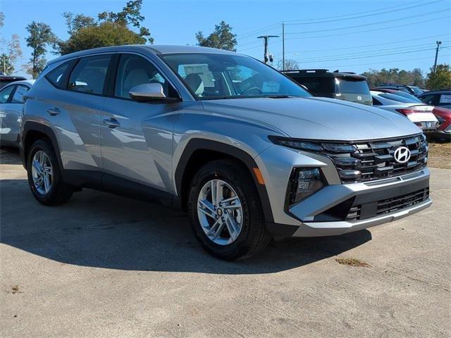 Hyundai Tucson Se Fwd Fwd 4D Sport Utility - Thumbnail 4