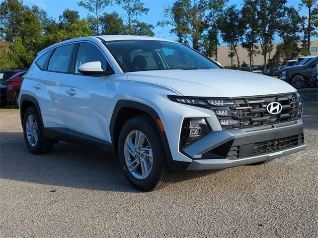 Hyundai Tucson Se Fwd Fwd 4D Sport Utility - Thumbnail 4