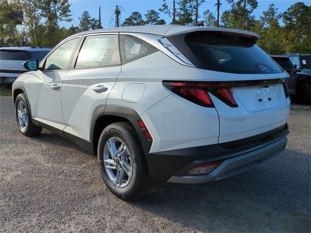 Hyundai Tucson Se Fwd Fwd 4D Sport Utility - Thumbnail 8