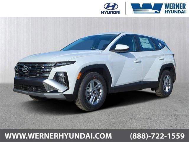 Hyundai Tucson Se Fwd Fwd 4D Sport Utility - Thumbnail 2