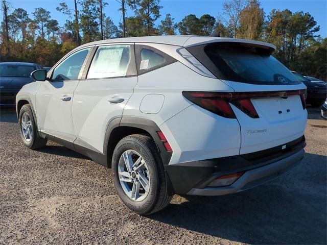 Hyundai Tucson Se Fwd Fwd 4D Sport Utility - Thumbnail 8