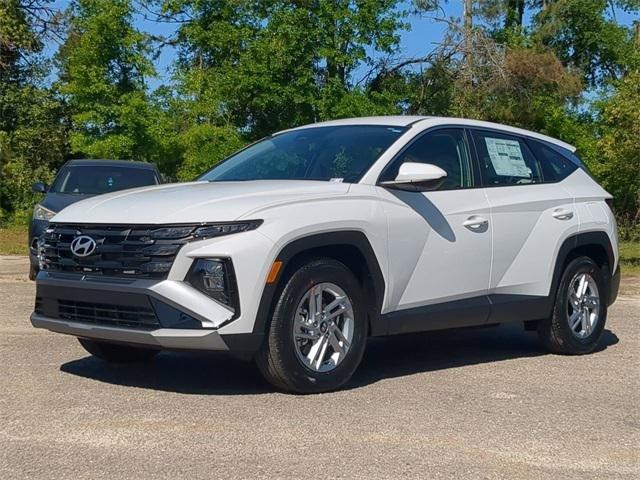 Hyundai Tucson Se Fwd Fwd 4D Sport Utility - Thumbnail 3